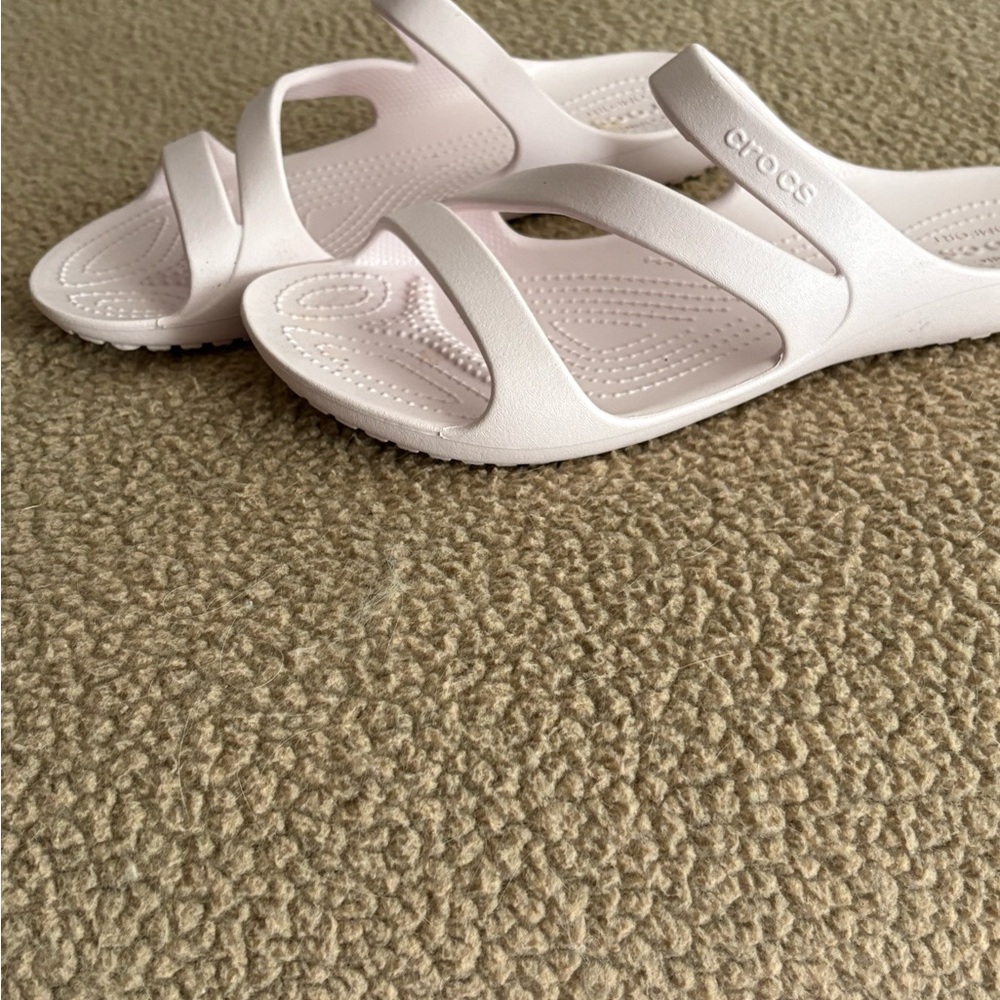 CROCS Classic White Clogs